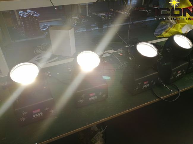 Nou producte exterior 100W COB WW / CW Light Blinder
